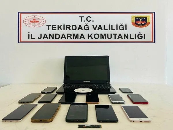 Sosyal medyada akılalmaz dolandırıcılık: Bakanın ismini kullandılar! 7 gözaltı